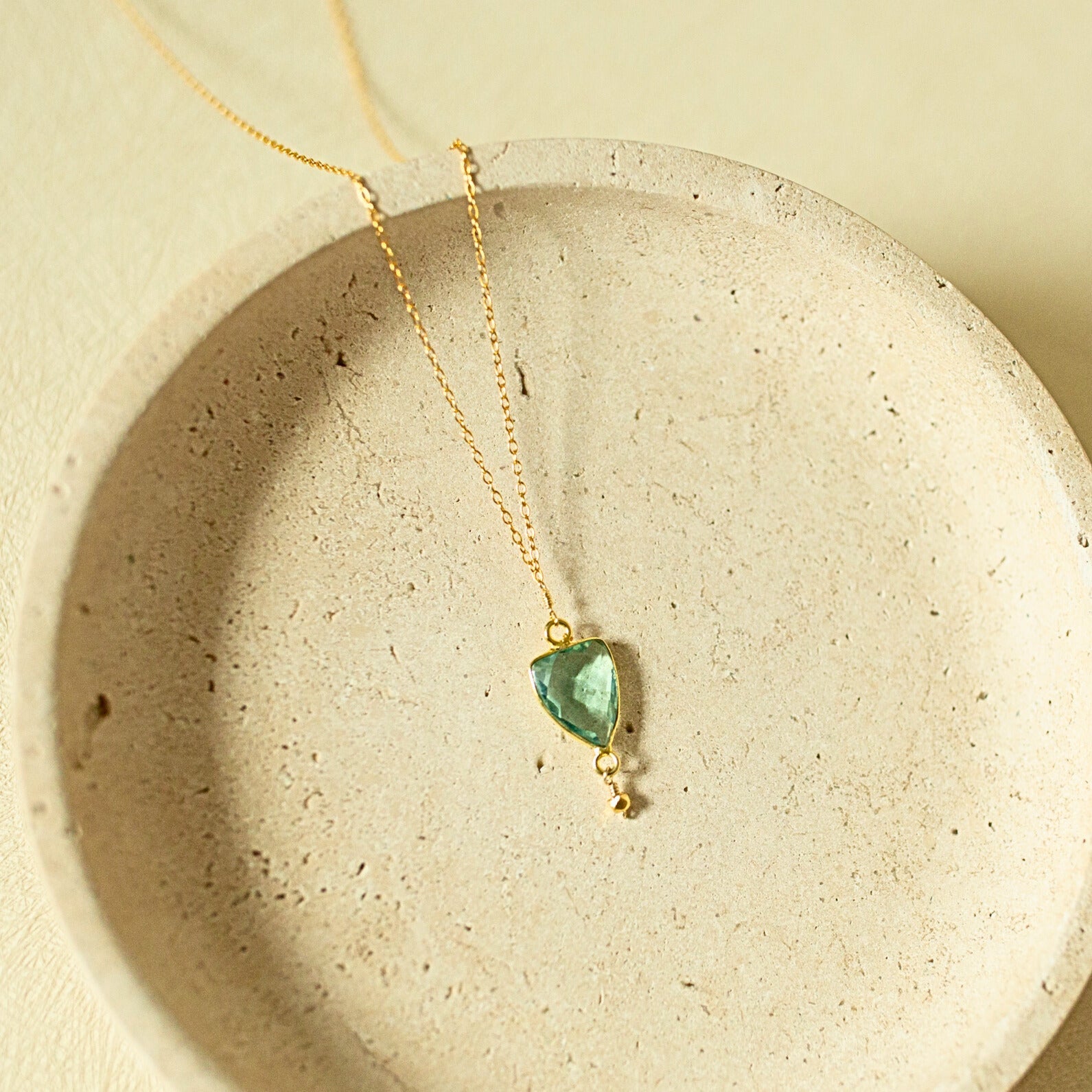 Green Amethyst Gold Isla Necklace